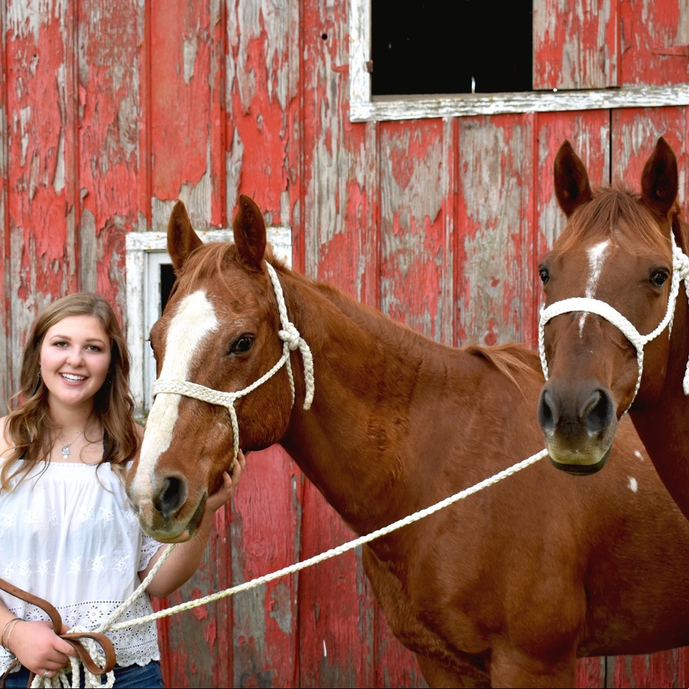 Meet your Posher, Makenzie